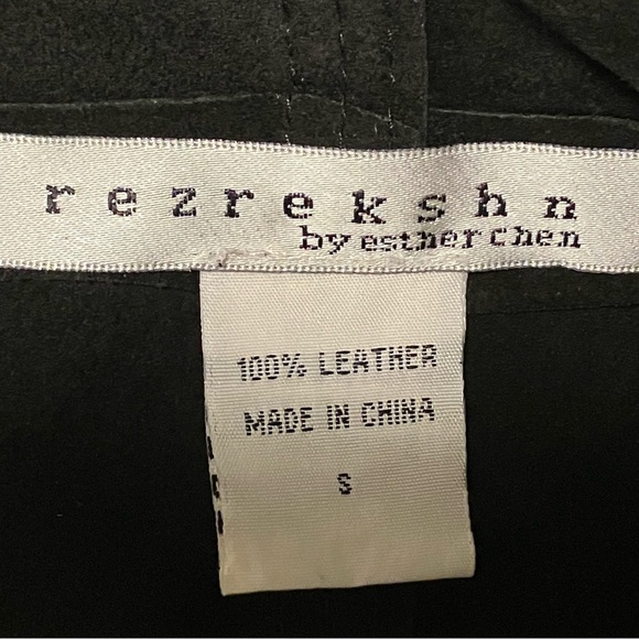 Rezrekshn by Esther Chen Suede Leather Open Front Black Vest - Picture 8 of 9